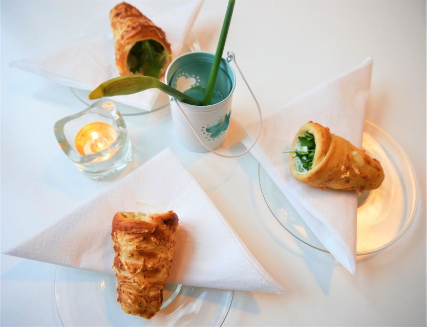 Hamburg: Elbphilharmonie Plaza and HafenCity Food Tour - Food stops that feel planned: 5 delicacies across 5 restaurants