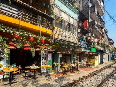 Hanoi: Guided Food Tour with Train Street Visit - No.38 Bát Sứ Start: Your Easy Launch Point in the Old Quarter