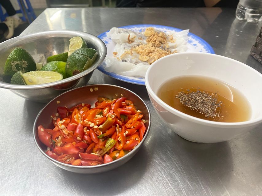 Hanoi: Guided Street Food Tour with Train Street Experience - Price and value: why $17 can work (when you plan right)