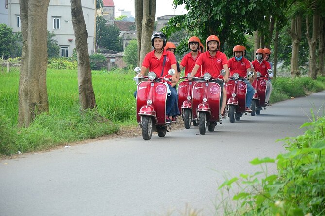 Hanoi Jeep Food Tour Led By Women - Why this women-led Hanoi jeep food tour works after dark