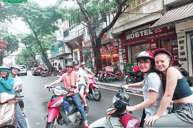 Hanoi Nightlife Food Tour By Motorbikes - Guides That Make the Night Feel Easy (Not Chaotic)