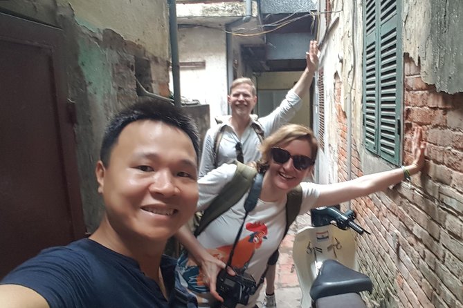 Hanoi Street Food Tour with local delicacies - How the 11:30 or 18:00 start keeps your day on track