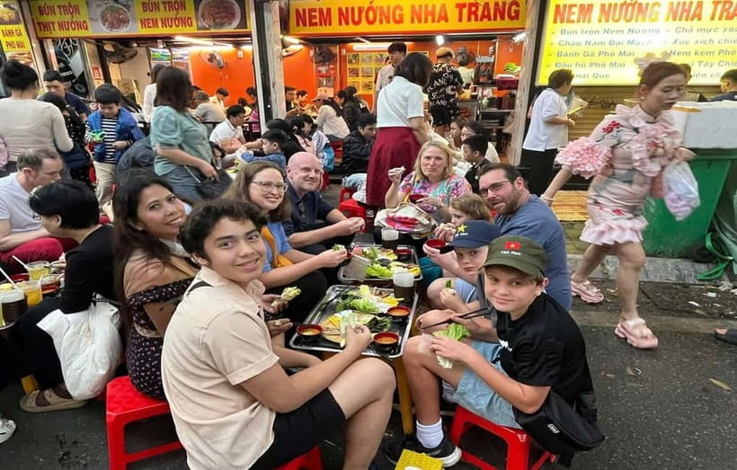Hanoi: Street Food Tour with Train Street & Hidden Alleyways - Small Group Dynamics: Personal Attention That Shows