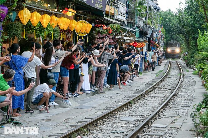 Hanoi Walking Street Food Tour with Train Street - Key things to know before you go