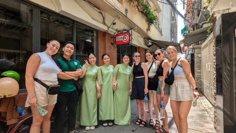 Ho Chi Minh City: Motorbike Street Food Tour - 12 Tastings - Key things I’d pin to your fridge before you go