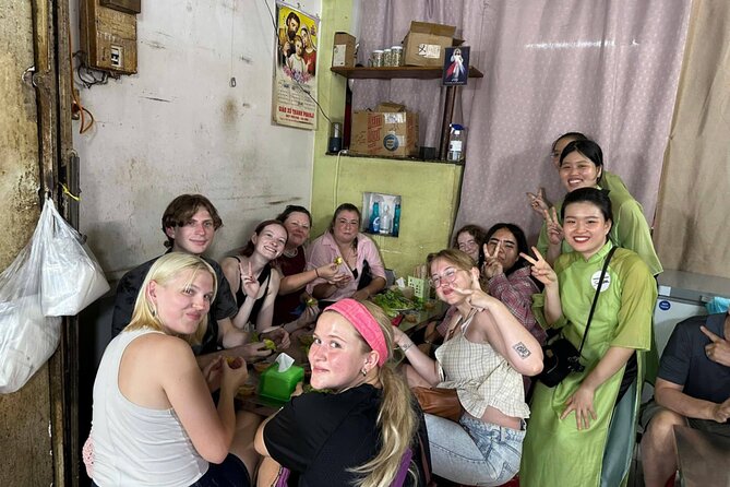 Ho Chi Minh City: Motorbike Street Food Tour with 12 Tastings - Stop-by-Stop: What You’ll Taste and What Each Part Is For