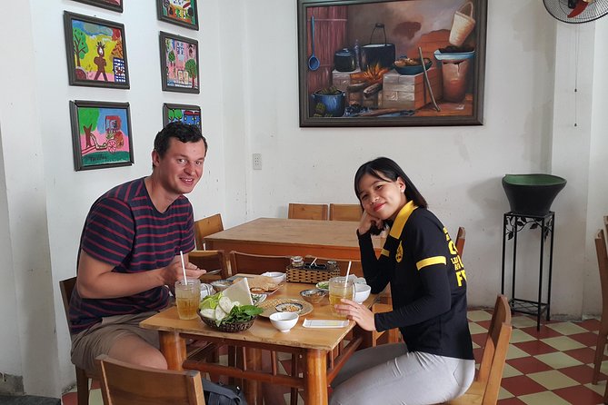 Ho Chi Minh City’s most delicious street food tour by motorbike - Stop 3 in Phú Nhuận: Watching Locals Eat, Talk, and Relax