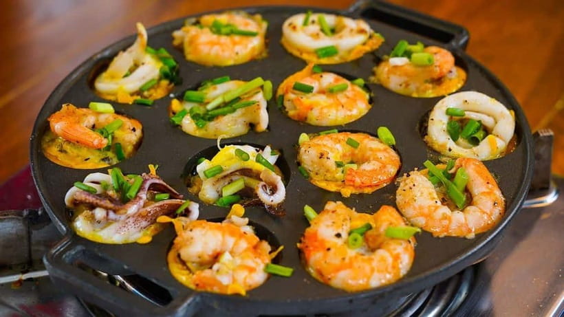 Ho Chi Minh City: Super Niche Walking Street Food Tour - Hotel Pickup and a Grab Car Start You’ll Actually Appreciate