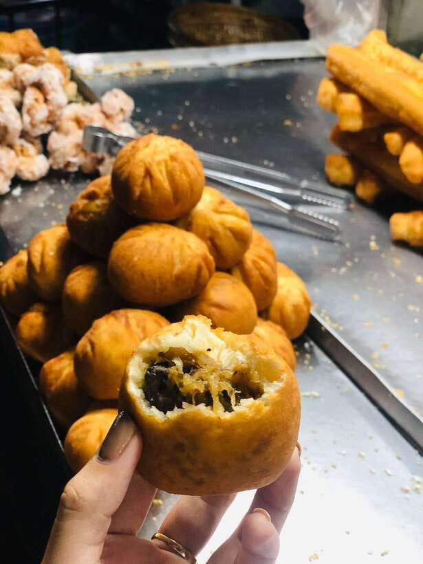 Ho Chi Minh City: Walking Food Tour with 13 Tastings - Pacing and practical tips so you enjoy every stop