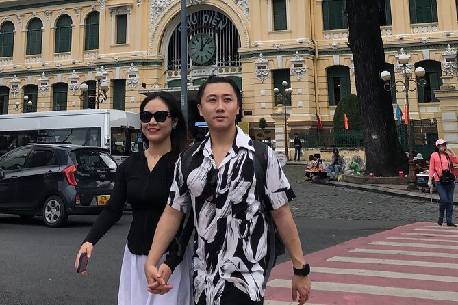 Ho Chi Minh City with Street Food Tour by Cyclo - Saigon Opera House and People’s Committee Building: quick exterior stops that set the tone