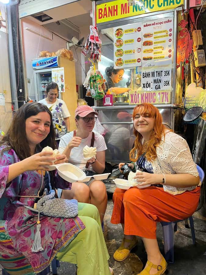 Ho Chi Minh: Local Food Tour by Scooter with Vegan Option - Why a scooter-based food tour works in Saigon