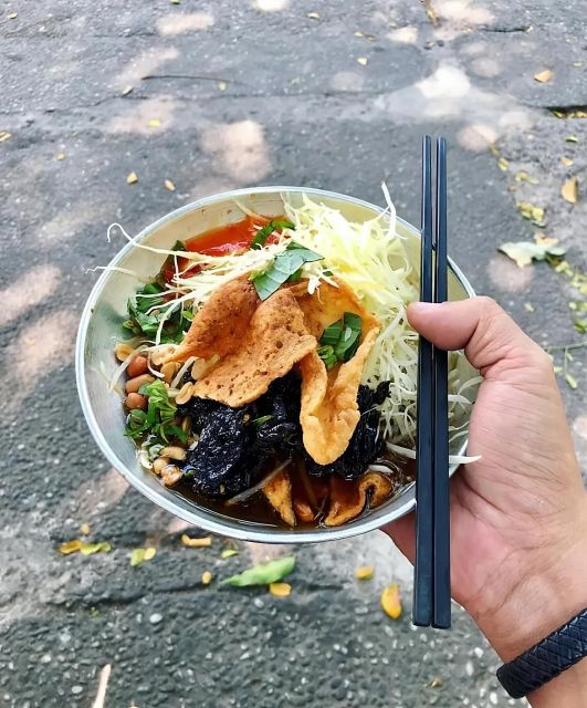 Ho Chi Minh: Original Walking Street Food Tour with Foodies - How the Tour Maps onto Saigon Districts and Street Scenes