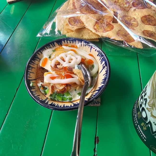 Ho Chi Minh: Original Walking Street Food Tour with Foodies - Beer, Street Crossing, and That Local Confidence Moment