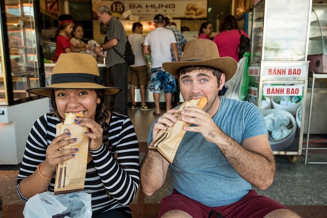 Hoi An at Sunset: Authentic Local Street Food Tour - Why this sunset slot matters in Hoi An