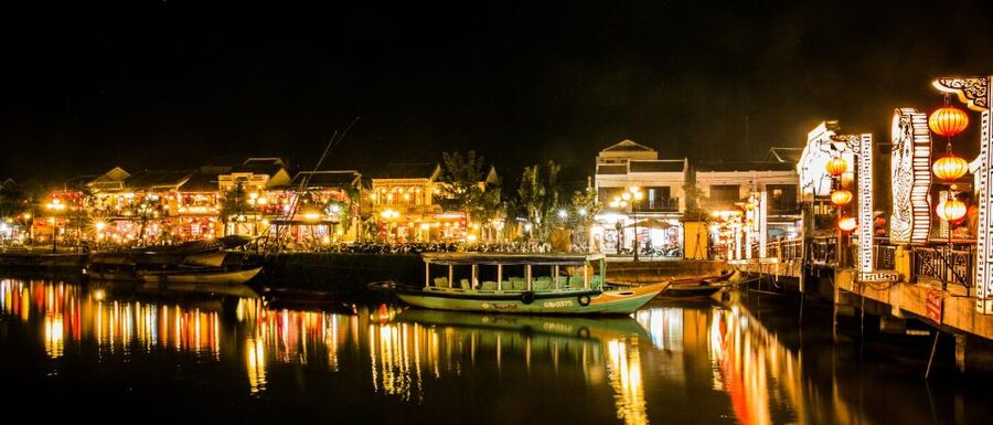 Hoi An: Evening Food Tour with 7 Tastings and Boat Trip - Price and Value: How $39 Adds Up (Even With the Ticket Not Included)