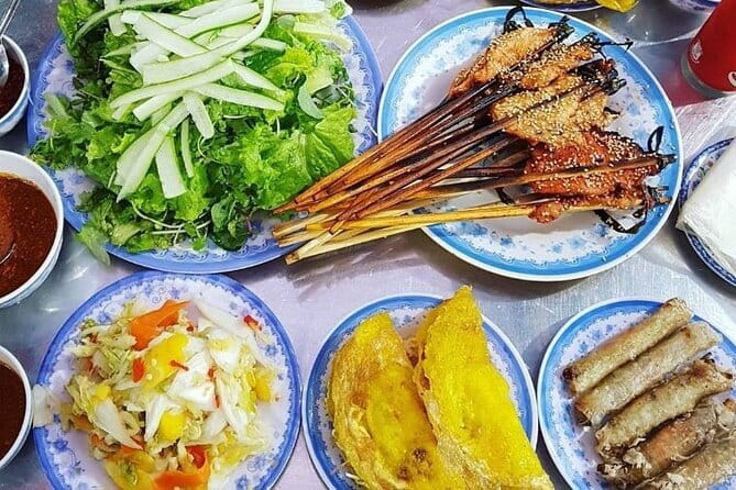 Hoi An food tour - Hoi An Signature Tastings: Bánh Mỳ and Cao Lầu