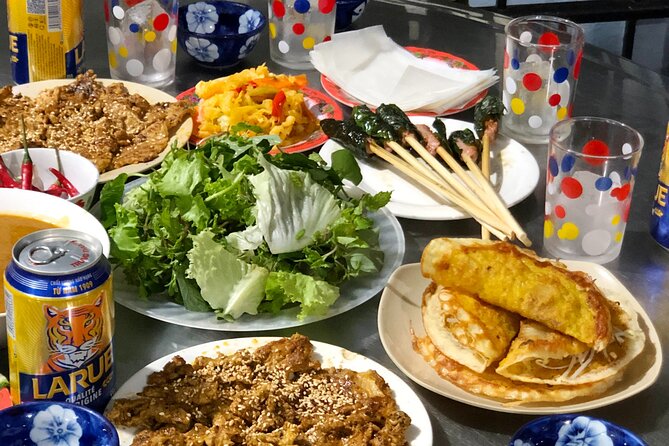 Hoi An Vespa Food Tour: Authentic & Exotic Food Culture - Stop 2 in Tan An: Grilled Rice Paper and Papaya Salad