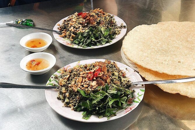 Hoi An Vespa Food Tour: Authentic & Exotic Food Culture - Stop 4 in Cam Chau: Banh Mi and Banh Xeo in Two Hits