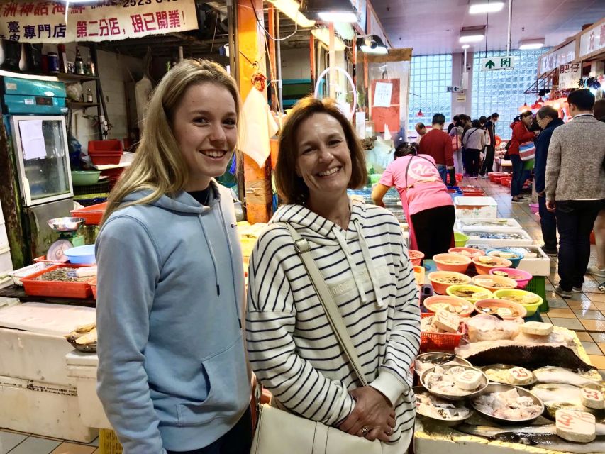 Hong Kong: Private Street Food Tour with a Local Insider - Choosing Kowloon, Sheung Wan, or Sham Shui: it’s about the vibe