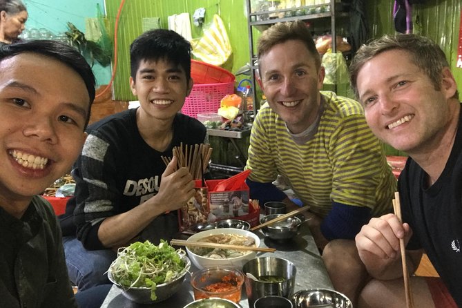 Hue Authentic Street Food tour - The guide factor: English explanations that make the dishes click