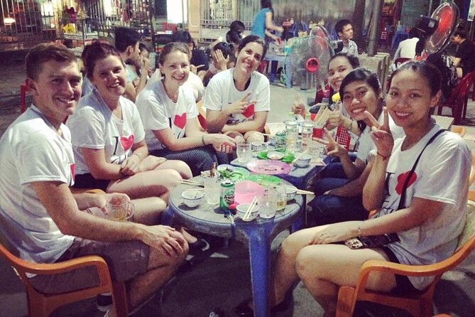 Hue Street Food Tour At Night By Scooter - Khot Cake: Rolling Your Own Rice-Paper Spring Roll