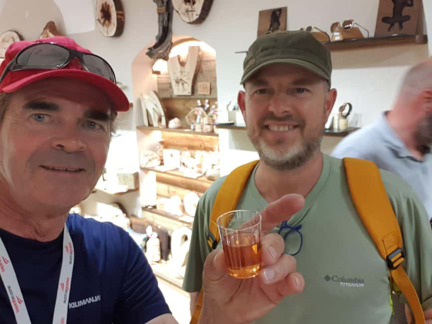 Innsbruck: Food Walk - Private Tour with a Licensed Guide - Looking Behind the Facades: Cultural Clues You Can Actually Use