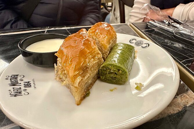 Istanbul Food Tour - History and Culture of Turkish Culinary - Galata Bridge and the Golden Horn: Start With the View, Not the Menu