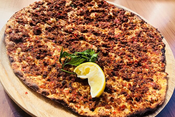 Istanbul Kadikoy Food Tour with 12+ Local Delicacies Tastings - Kadıköy on the Asian Side: why this food route feels different