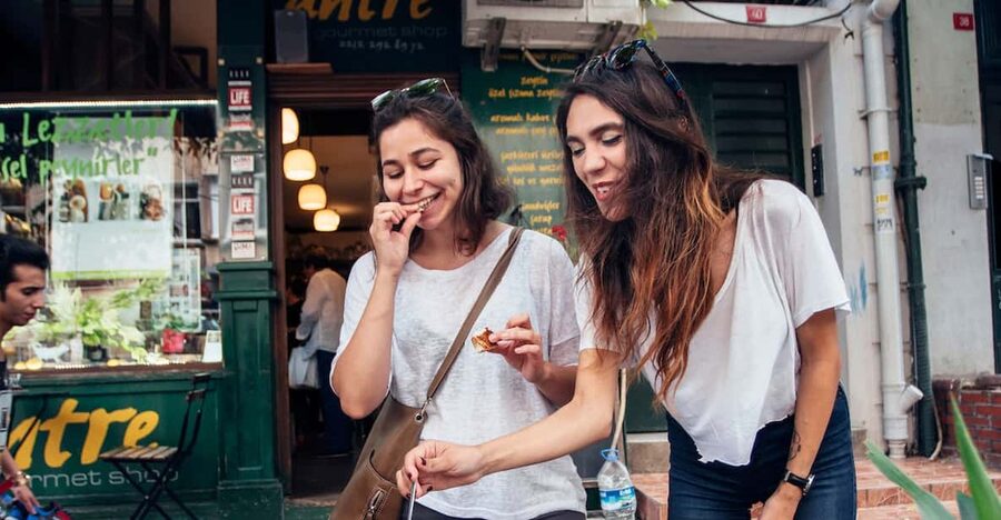 Istanbul: Private Guided Food Tour with 10 Tastings - Should you book this Istanbul private food tour?