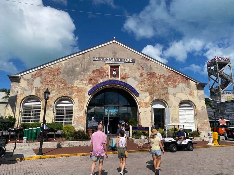 Key West: Secret Walking Food Tour - Rum Tasting at an Old Key West Distillery