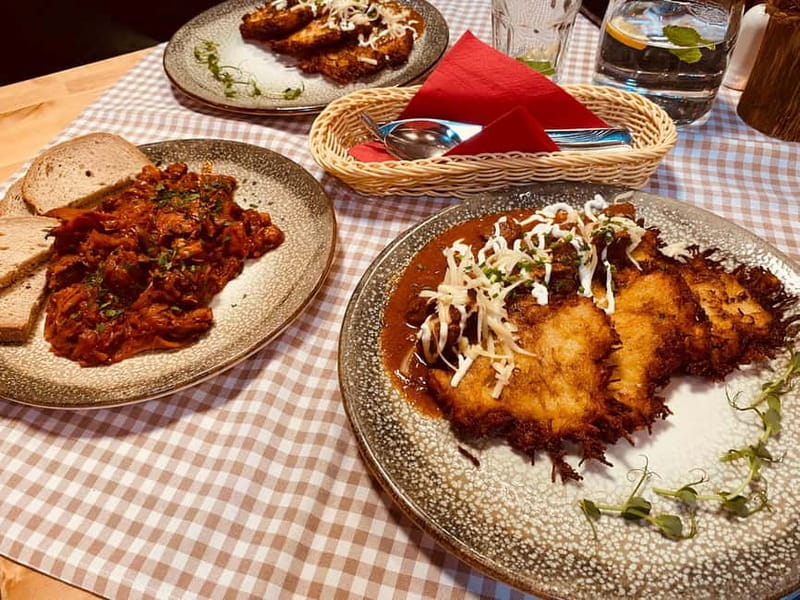 Krakow: 6-Course Full Polish Food Tour with Vodka Tasting - Vodka tasting that actually shows variety