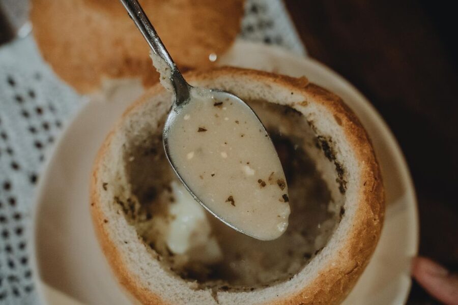 Krakow: Traditional Polish Food and Drinks Tasting Tour - Grodzka Street Street Snacks: Where Krakow Shows Its Daily Food Habit