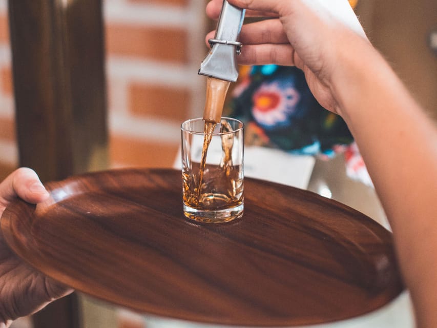 Krakow: Vodka Tasting Tour: Tapas, Tipsy Tales & Hidden Gems - Homemade-flavoured vodka cafes and the 100+ varieties candlelit stop