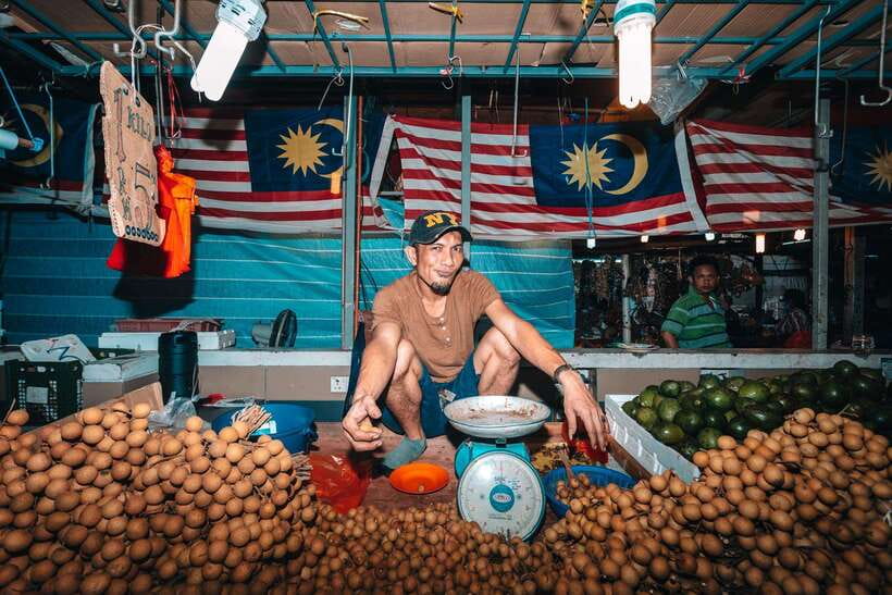 Kuala Lumpur: Sambal Street Food Tour with 15+ Tastings - The 4-Hour Flow: Market Walk to 15+ Tastings