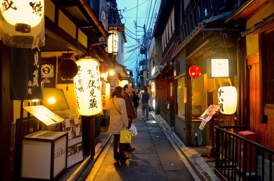 Kyoto: Casual Pontocho Evening Food Tour - 2 drinks included: the Kyoto pairing effect