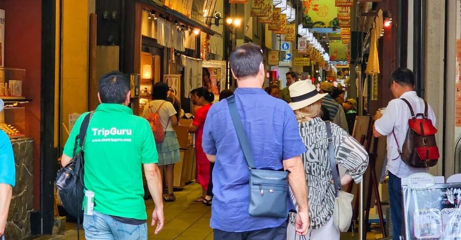 Kyoto: Nishiki Market and Depachika Food Tour with a Local - Key highlights you’ll care about