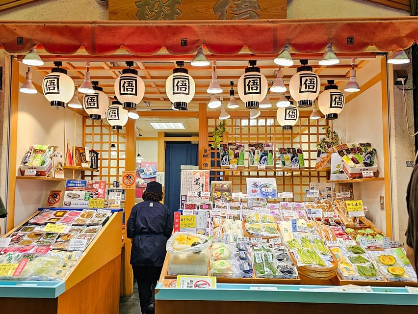 Kyoto: Nishiki Market and Depachika Food Tour with a Local - What’s actually included in the tastings