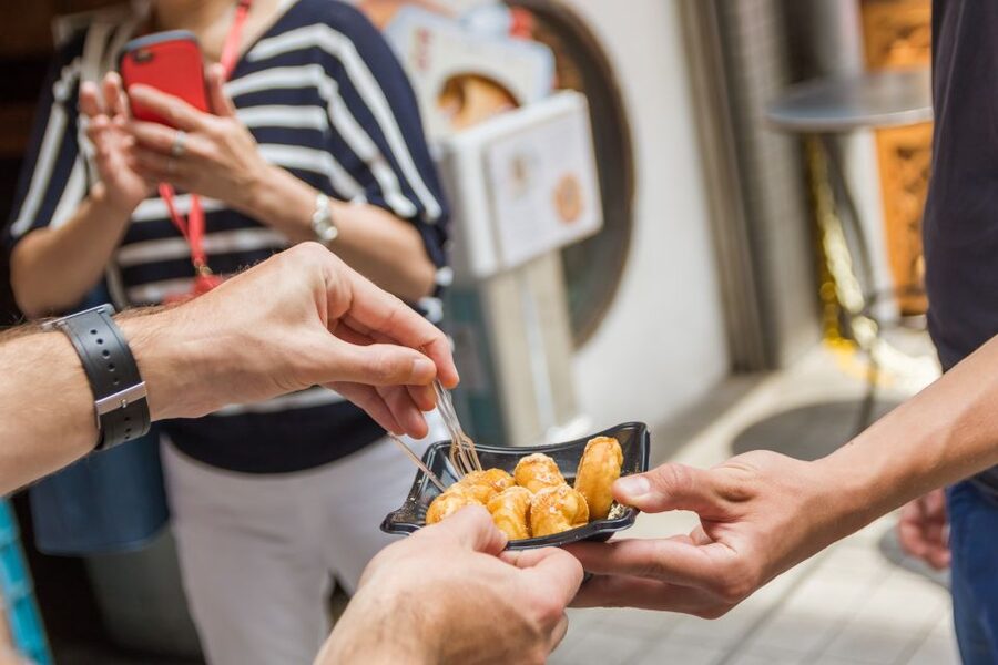 Kyoto: Nishiki Market Food Tour - Practical planning: shoes, allergies, meeting point, and passports