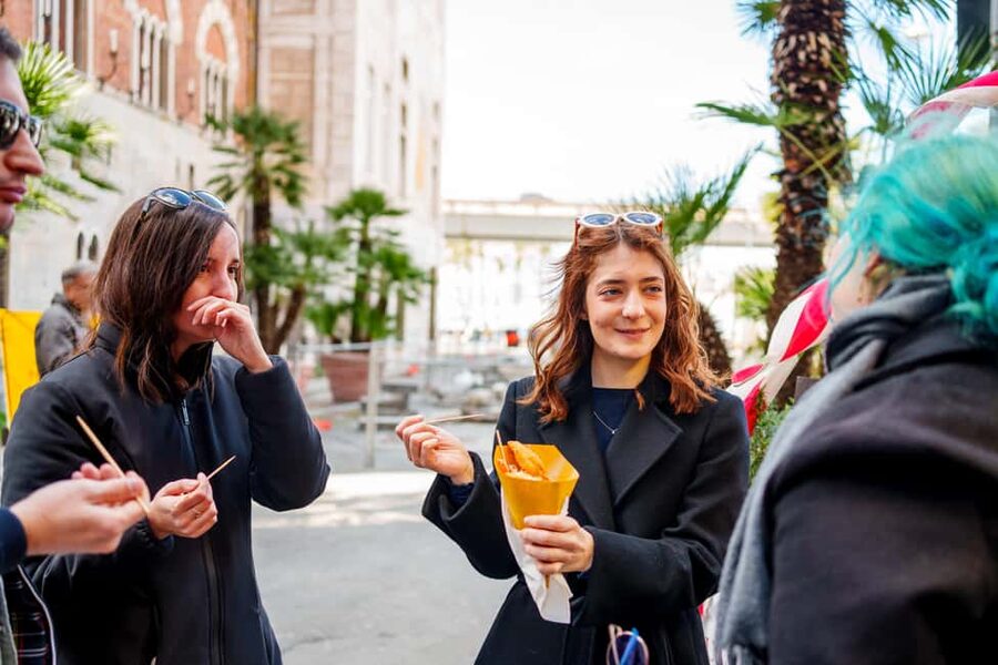 La Spezia: Taste Cinque Terre on a Full Meal Food Tour - Meeting at Piazza Garibaldi and the 3-hour full-meal flow