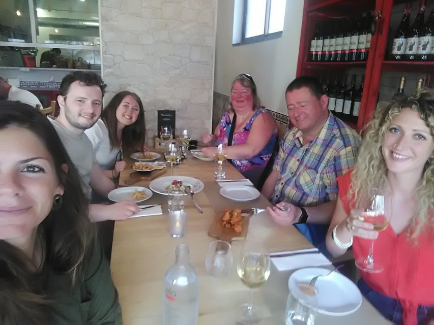 Lagos: 3-Hour Algarve Classic Food Tour - Sofia and João: why the guide matters in a food tour