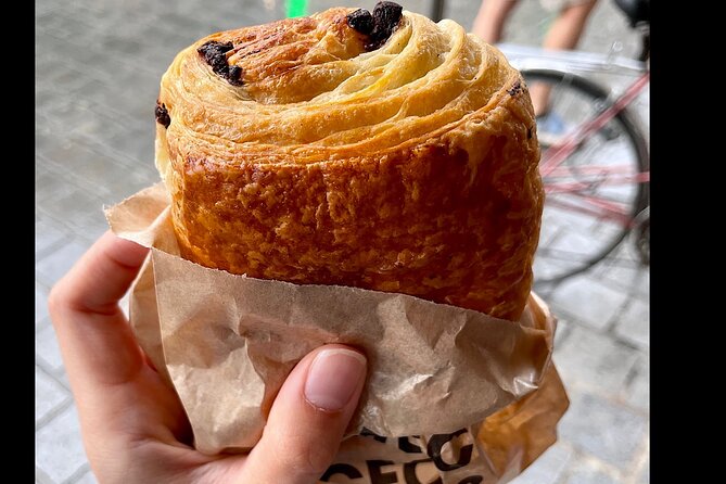 Latin Quarter Pastries & Chocolate Food Tasting Tour - Small group (max 8): the difference between eating and learning