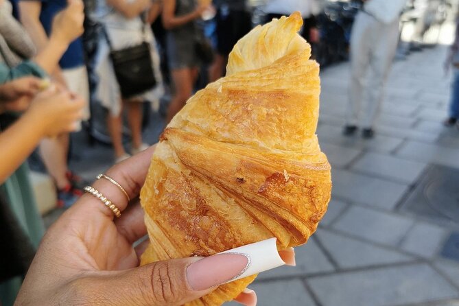Latin Quarter Pastries & Chocolate Food Tasting Tour - Where it ends: a convenient landing spot for more sightseeing