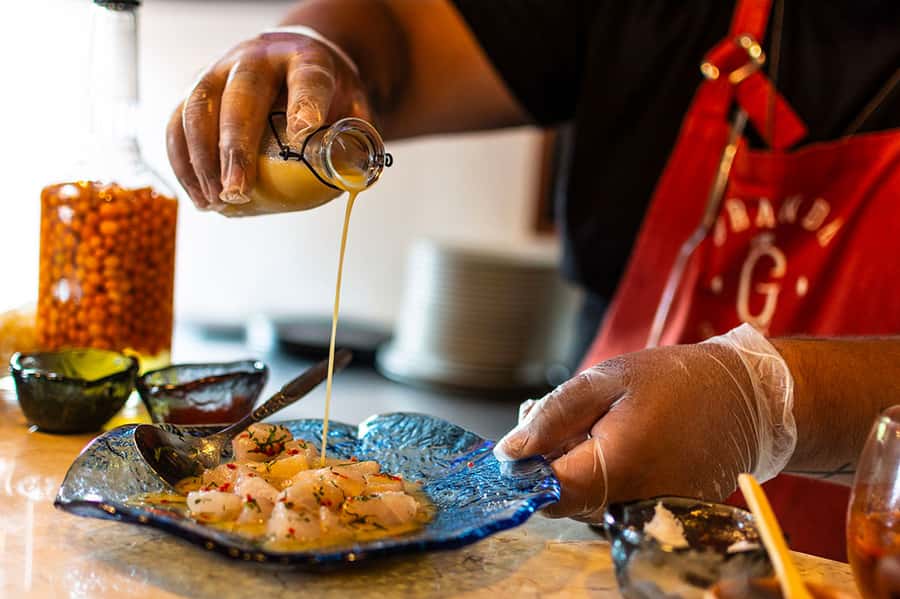 Lima: Ultimate Peruvian Food Tour - Pace, portion size, and how hungry you should be
