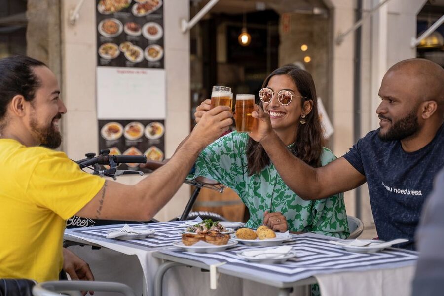 Lisbon: E-Bike Food Tour of Alfama and Old Town - Miradouro da Senhora do Monte to Portas do Sol: Eating With a View