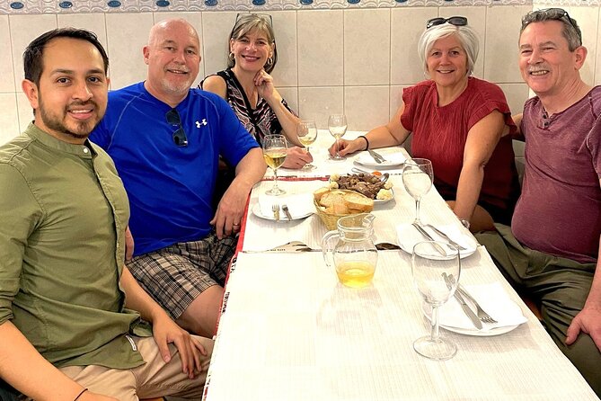 Lisbon Food and Wine Tasting Tour of HIDDEN GEMS (Small Groups) - A 3-hour Lisbon loop you can use on day one
