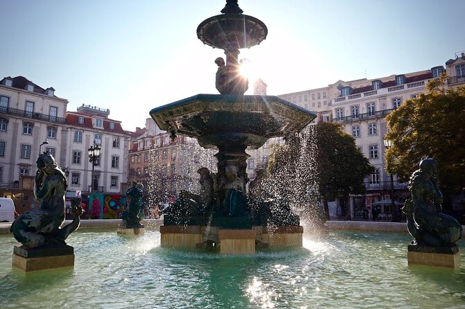 Lisbon Food Tour with 10+ Tastings of Local Delicacies & Wines - Port Wine, Vinho Verde, and Ginjinha: How the Drinks Are Set Up