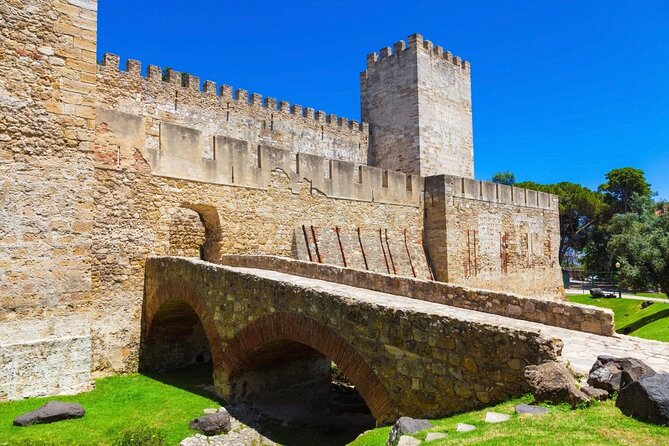 Lisbon Private Food Tour – Taste 10+ Local Dishes & Wines - Key reasons this tour works