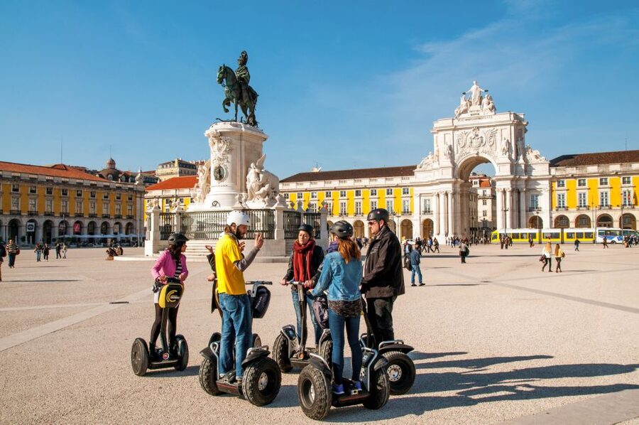 Lisbon: Segway Food Tour of Alfama and Old Town Lisbon - Small group and guide impact: why the reviews score so high