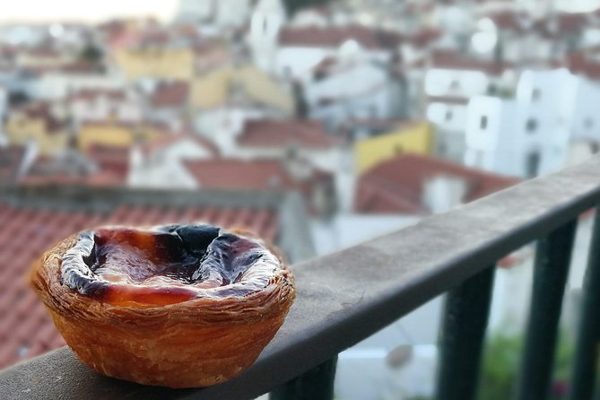 Lisbon Small-Group Food Tour with 18 Tastings in Alfama District - Miradouro das Portas do Sol: A View Break That Helps You Reset