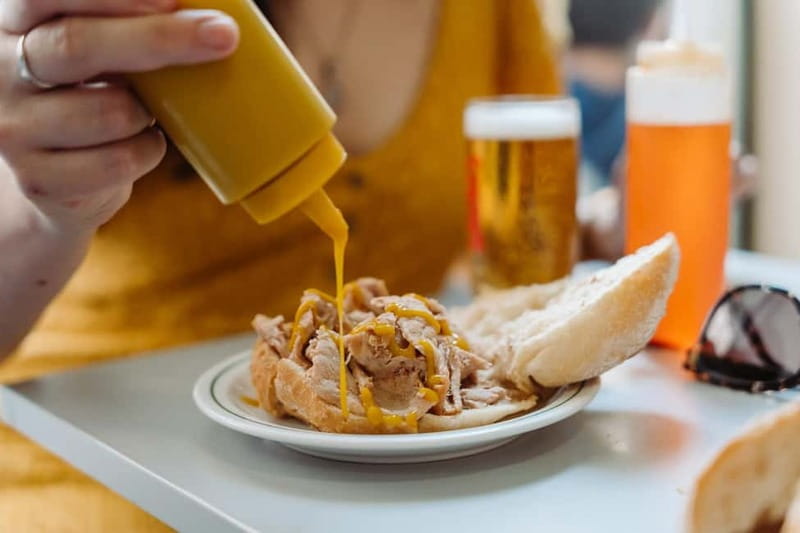 Lisbon: Tastes and Traditions Guided Food Tour - Mercado da Ribeira and Time Out Market area: eating in a food-hall world without losing the thread